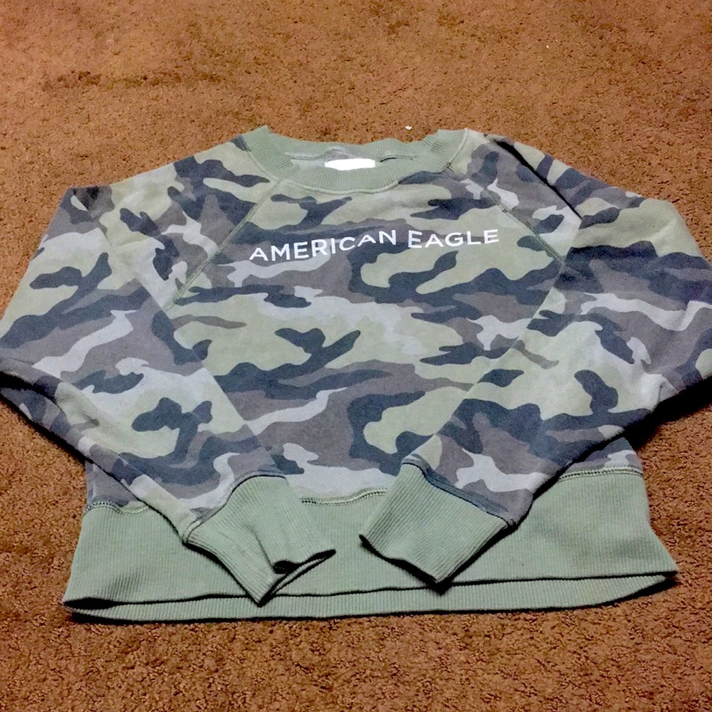 American Eagle AE XS Camouflage sweatshirt camo EUC